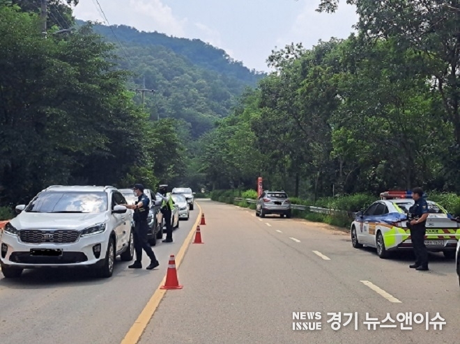 경기북부경찰청이 대포차량 검거를 위한 검문을 강화하고 있다.. /경기북부경찰청 제공