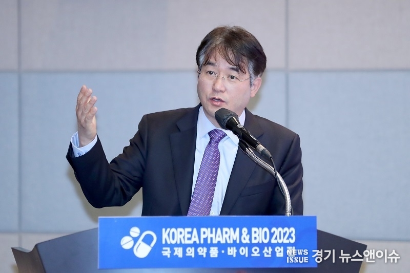 19일 킨텍스에서 열린 제약바이오 컨퍼런스에서 기조연설을 하고 있는 이동환 고양특례시장. (사진=고양특례시 제공)