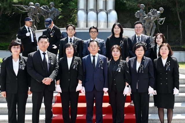 의정부시의회, 제70회 현충일 추념식 참석